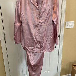 Set of 2 hard to find Valerie Stevens intimates